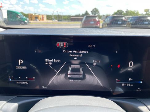 New 2026 Nissan Sentra SR image 12