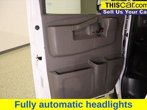 Used 2017 Chevrolet Express 3500 image 24