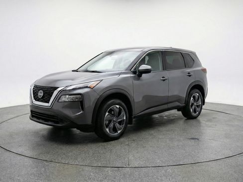 Used 2025 Nissan Rogue SV FWD image 3