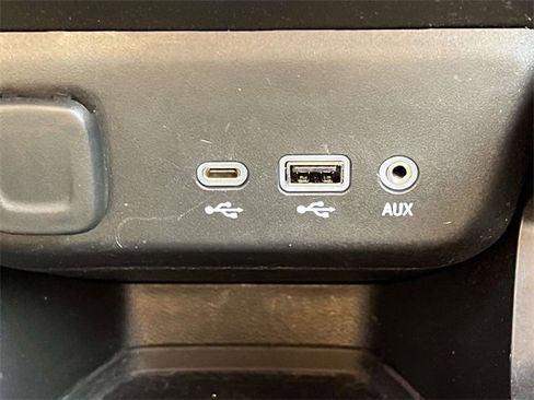 Used 2022 Chevrolet TrailBlazer LS image 25