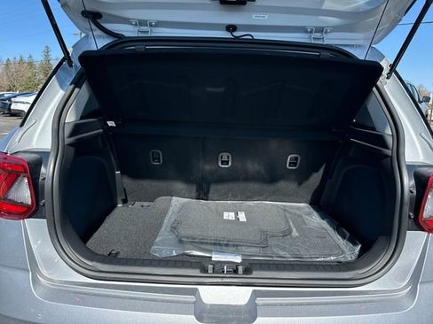 New 2026 Hyundai Venue SEL FWD image 34
