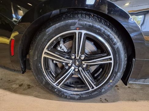 Used 2025 Ford Mustang Premium RWD image 24