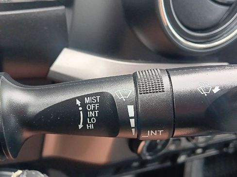 Used 2019 Toyota Tacoma SR5 image 15