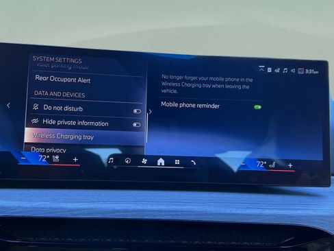 Used 2026 BMW 330i Sedan w/ Premium Package image 19