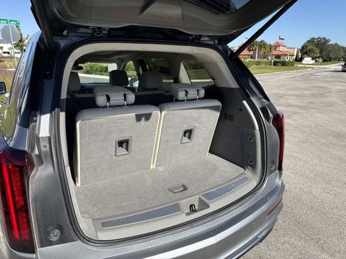 Certified 2025 Cadillac XT6 Premium Luxury image 12