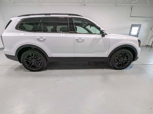 Certified 2025 Kia Telluride EX X-Line AWD/4WD image 7