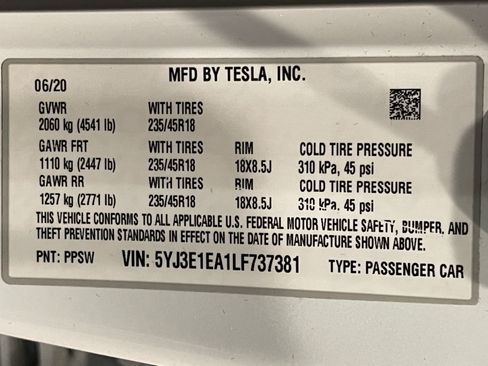 Used 2020 Tesla Model 3 Standard Range Plus RWD image 25