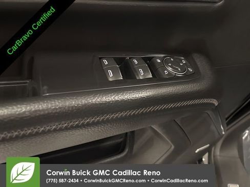 Certified 2025 GMC Yukon Denali image 10