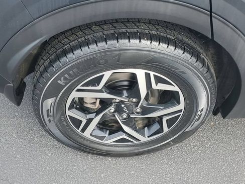 Certified 2023 Kia Sportage LX AWD/4WD image 5