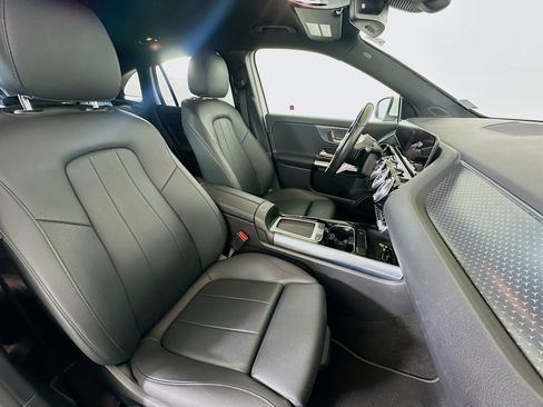 Used 2024 Mercedes-Benz GLA 250 GLA 250 image 31