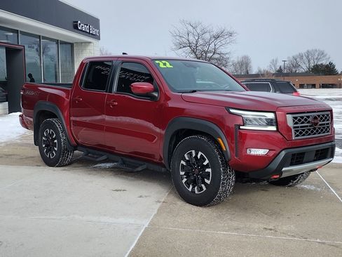 Used 2022 Nissan Frontier PRO-4X w/ Off-Road Protection Package image 12