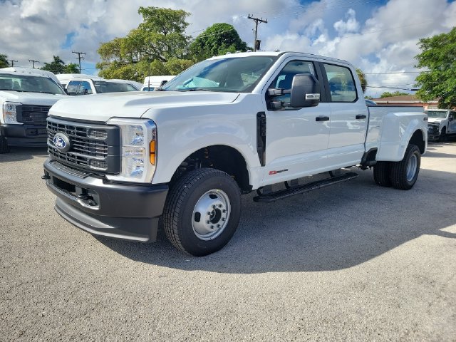 New 2027 Ford F350 XL AWD/4WD image 3