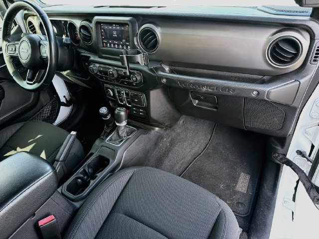 Used 2021 Jeep Wrangler Unlimited Sport AWD/4WD image 30