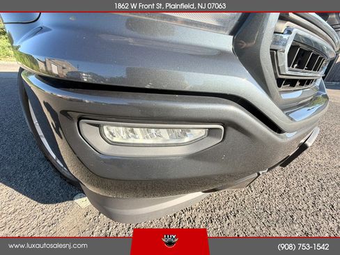 Used 2018 GMC Sierra 1500 SLE w/ SLE Value Package AWD/4WD image 29
