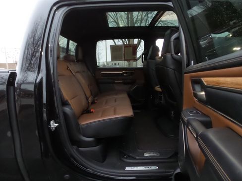 Used 2022 RAM 1500 Limited w/ Body Color Bumper Group image 36