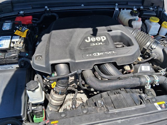 Used 2021 Jeep Gladiator Rubicon AWD/4WD image 11