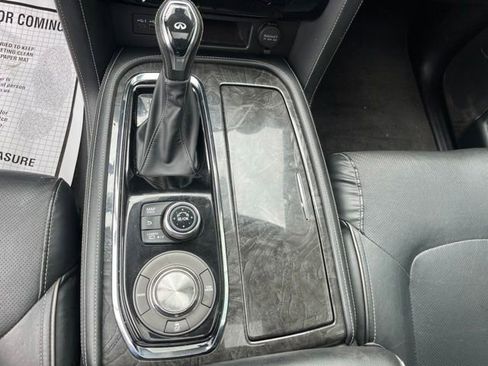 Used 2020 INFINITI QX80 Luxe w/ Proassist Package RWD image 18
