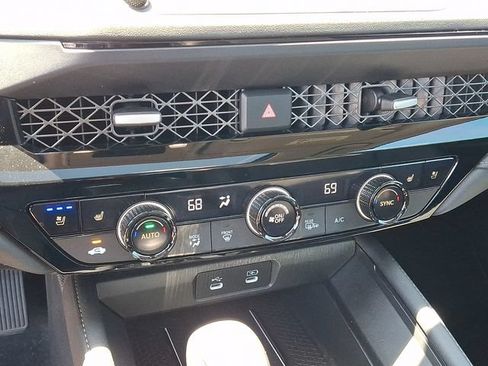 Used 2024 Honda Accord Touring image 13