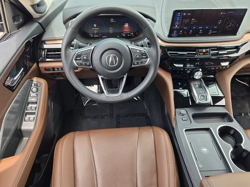 Certified 2025 Acura MDX FWD w/ Technology Package image 13