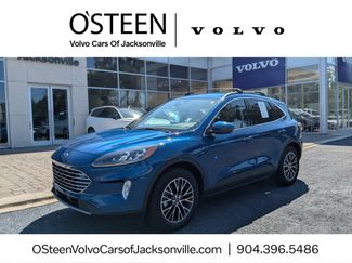 Used 2022 Ford Escape Titanium w/ Class II Trailer Tow Package FWD video 1