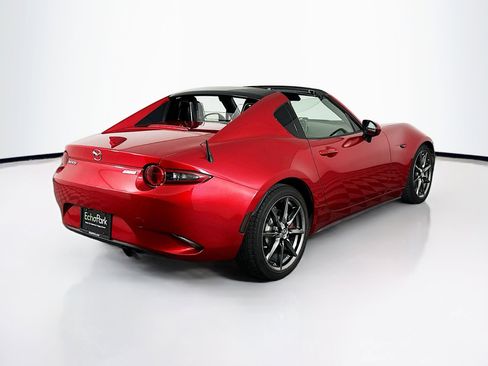 Used 2017 MAZDA MX-5 Miata RF Grand Touring RWD image 9