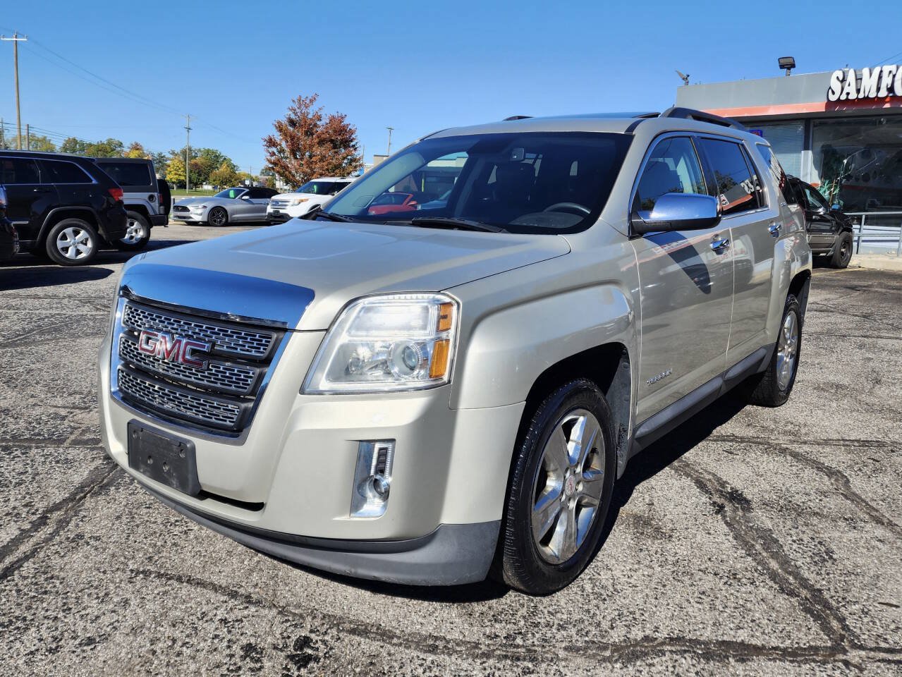 Used 2015 GMC Terrain SLT w/ Chrome Edition AWD/4WD image 2