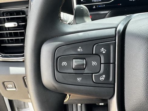 Used 2025 GMC Sierra 1500 AT4 w/ AT4 Preferred Package AWD/4WD image 24