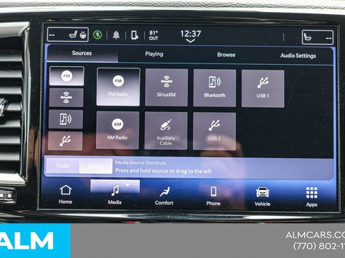 Used 2024 Chrysler Pacifica Touring-L FWD image 30