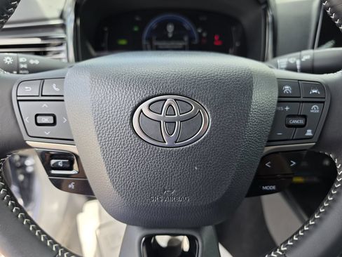 Used 2026 Toyota Camry SE w/ Convenience Package FWD image 30