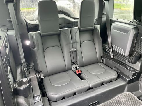 Used 2023 Land Rover Defender 110 X AWD/4WD image 34
