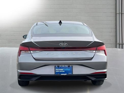 Used 2023 Hyundai Elantra SEL image 7