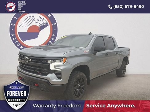 Used 2024 Chevrolet Silverado 1500 LT Trail Boss w/ Convenience Package II AWD/4WD image 1