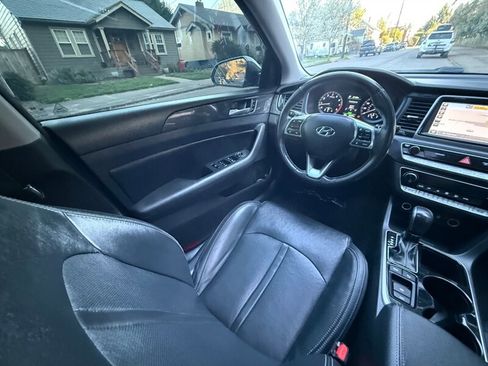 Used 2018 Hyundai Sonata Limited w/ Limited Ultimate Package 03 image 18