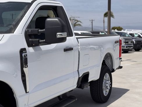 New 2025 Ford F350 XLT image 9