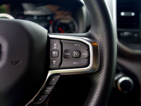New 2026 RAM 1500 Express AWD/4WD image 13