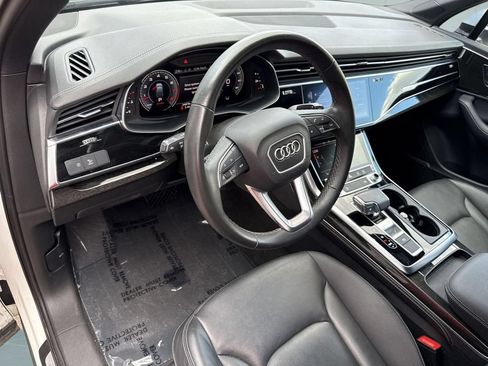 Used 2025 Audi Q7 3.0T Premium Plus AWD/4WD image 11