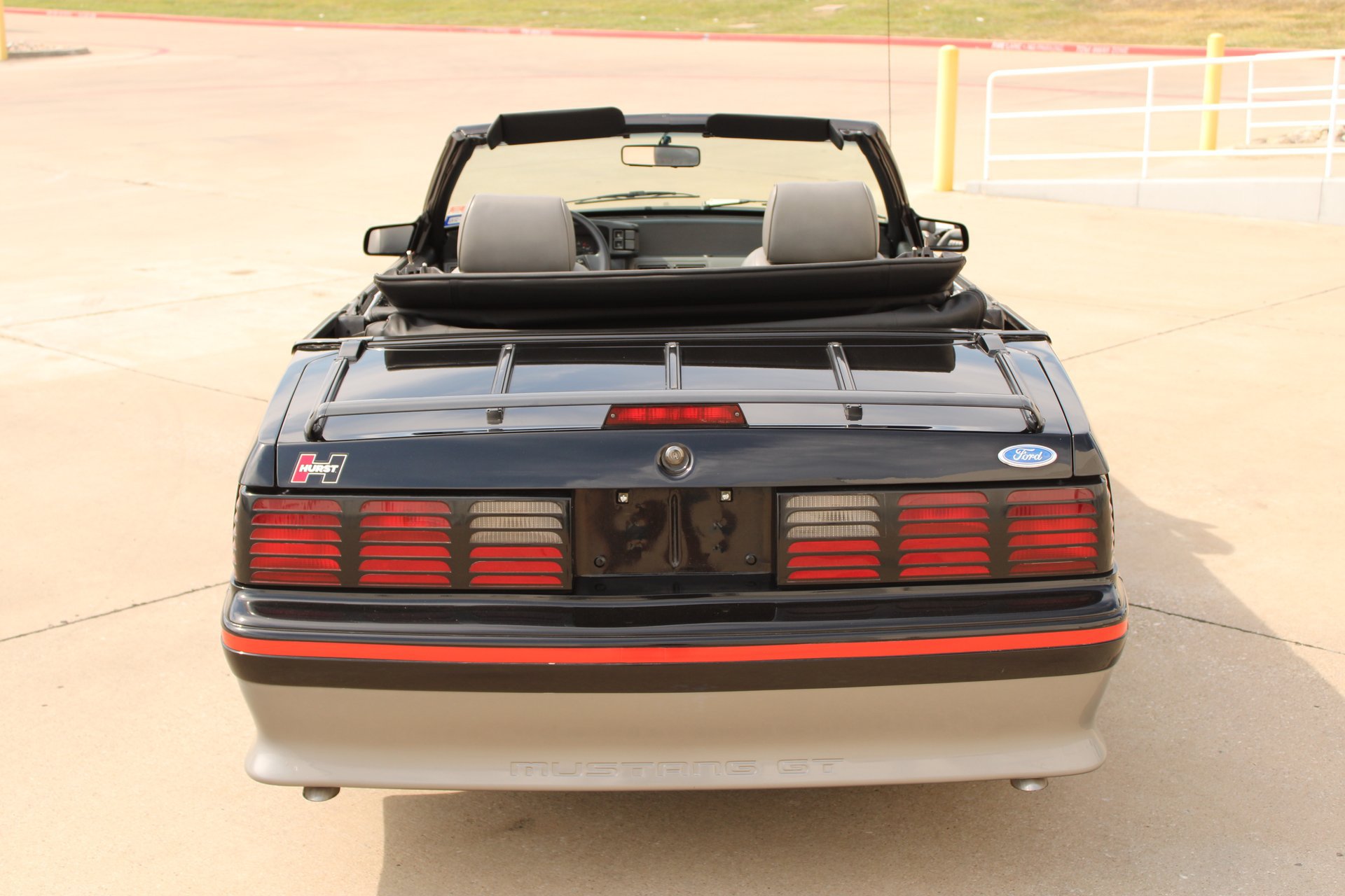Used 1987 Ford Mustang GT RWD image 11
