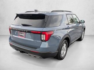 Used 2025 Ford Explorer Active w/ Active Comfort Package video 4