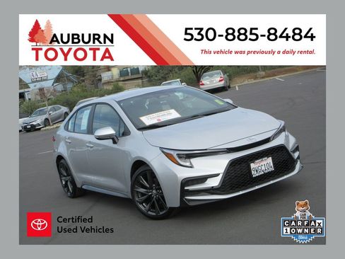 Certified 2026 Toyota Corolla SE w/ SE Package image 1