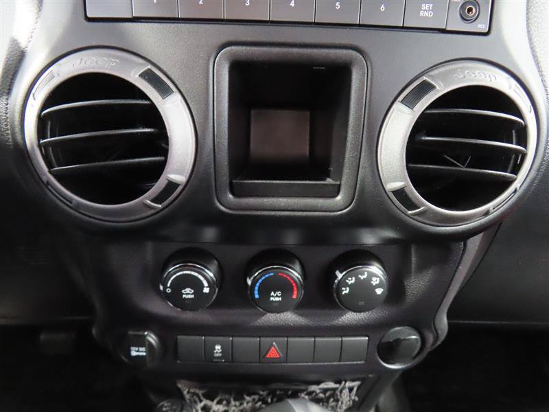 Used 2015 Jeep Wrangler Sport AWD/4WD image 22
