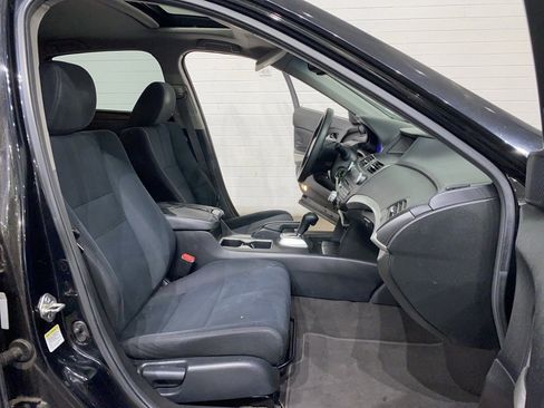 Used 2013 Honda Crosstour EX image 11