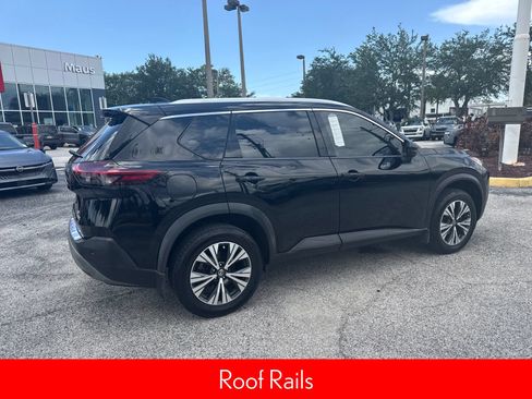 Used 2021 Nissan Rogue SV w/ Premium Package FWD image 11