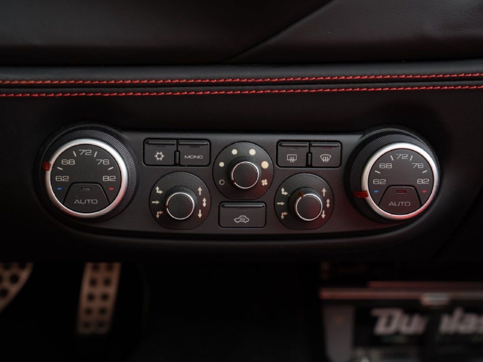 Used 2019 Ferrari 488 Spider RWD image 32