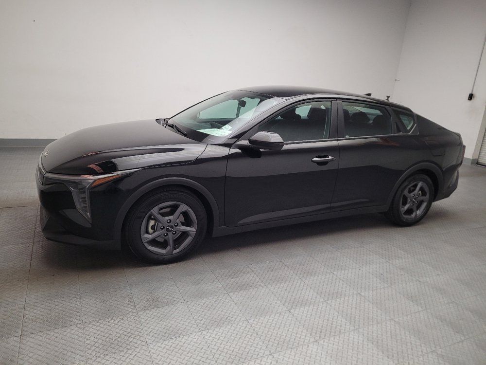 Used 2025 Kia K4 FWD image 2