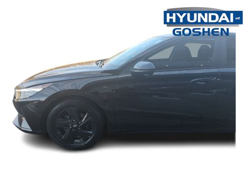 Used 2023 Hyundai Elantra SEL image 5