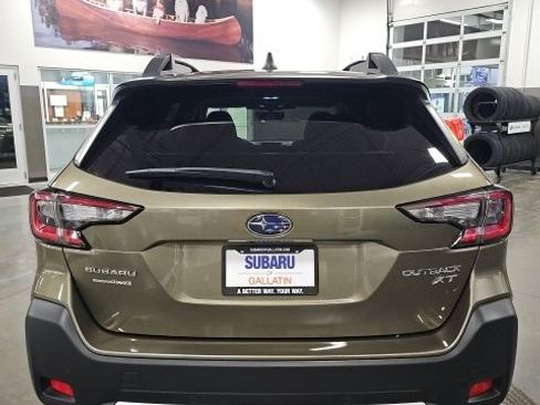 Used 2025 Subaru Outback Limited XT image 7