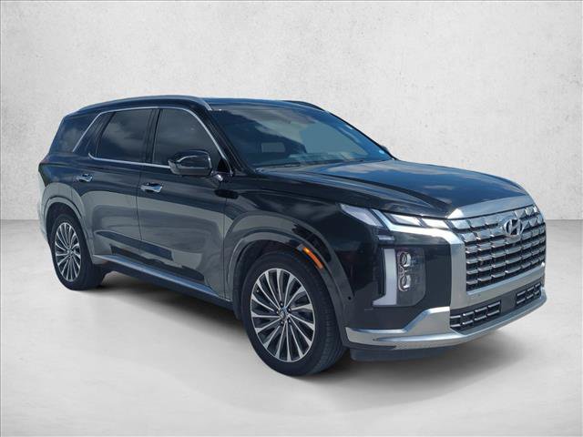 Used 2024 Hyundai Palisade Calligraphy FWD image 3