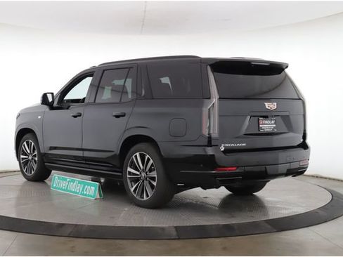 Used 2026 Cadillac Escalade Sport w/ Touring Package AWD/4WD image 8