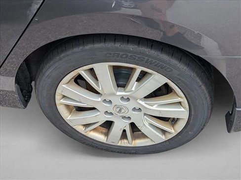 Used 2013 Nissan Sentra SL w/ Leather Pkg FWD image 13