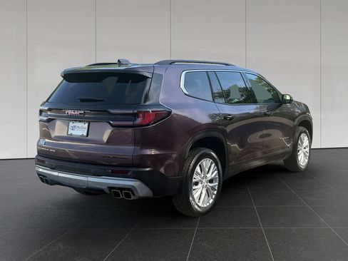 Used 2024 GMC Acadia Elevation AWD/4WD image 5